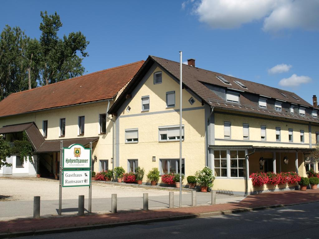 Gasthof Ramsauer Neufahrn in Niederbayern Εξωτερικό φωτογραφία